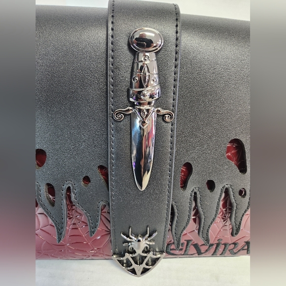 Loungefly Elvira Mistress Of The Dark Crossbody NWT Red/Black Spiderweb Goth - Picture 12 of 16